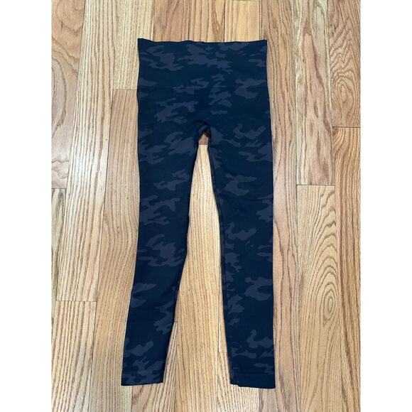 Spanx Compression Camo Leggings - Picture 1 of 3
